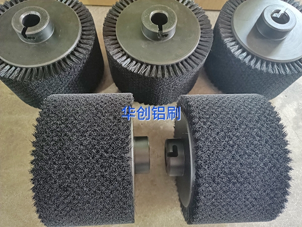 從工業(yè)毛刷刷輥材料上來(lái)說(shuō)有這幾大項(xiàng)分類！